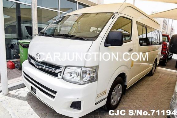 2013 Toyota / Hiace Stock No. 71194