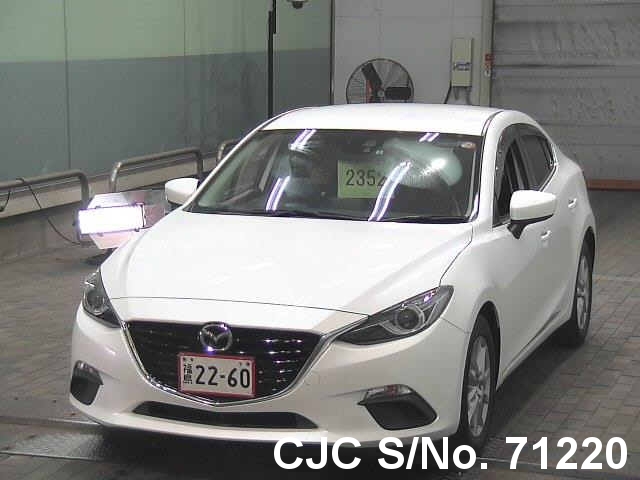 Mazda axela 2015