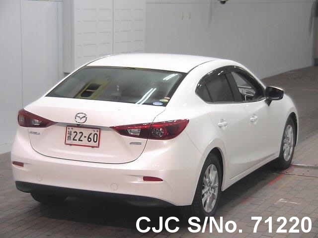 Mazda axela 2015