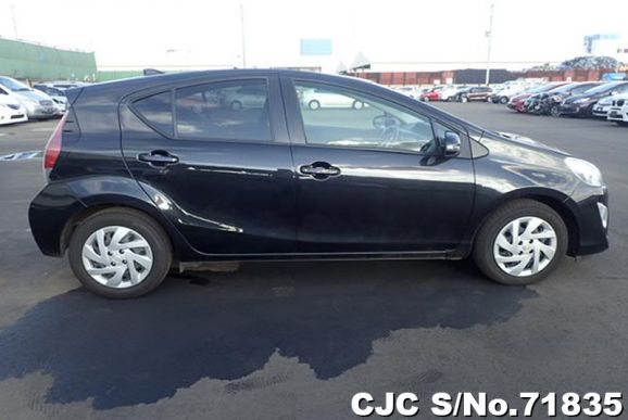 15 Toyota Aqua Black For Sale Stock No 715 Japanese Used Cars Exporter