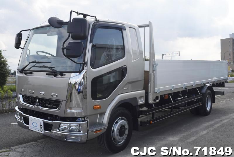Митсубиси fuso fighter Митсубиси fuso fighter