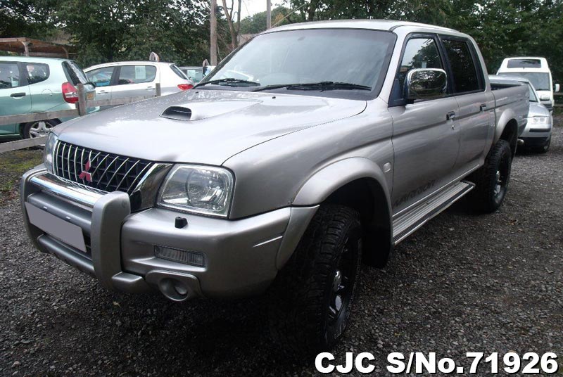 Mitsubishi l200 2004