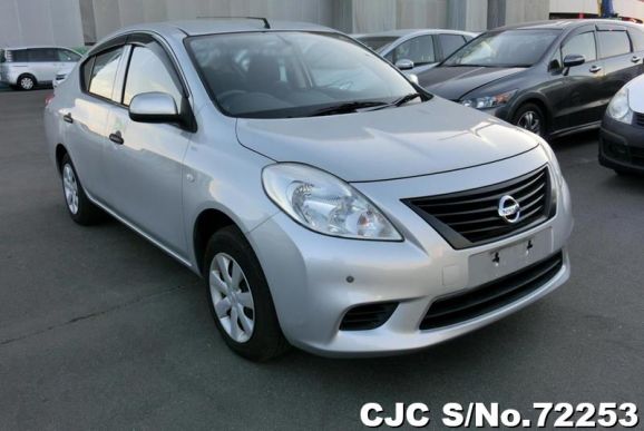 2013 Nissan / Tiida Latio Stock No. 72253
