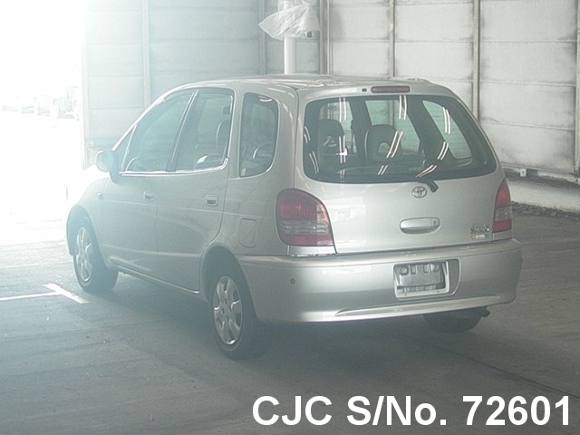 Toyota spacio 2000