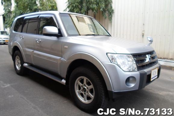 2007 Mitsubishi / Pajero Stock No. 73133