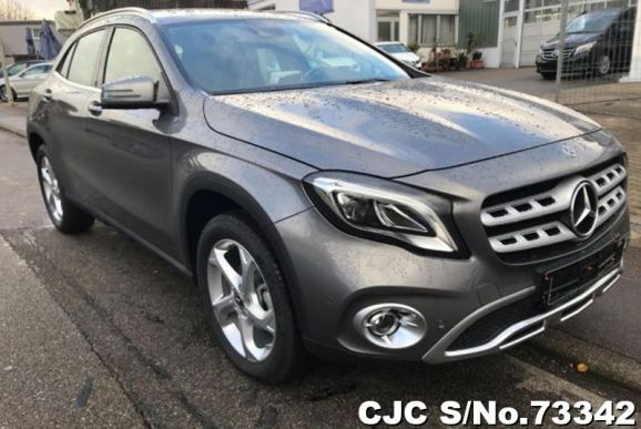 2018 Left Hand Mercedes Benz Gla Class Gray Metallic For