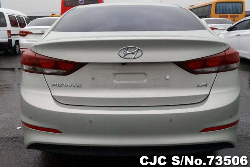 Hyundai avante ad