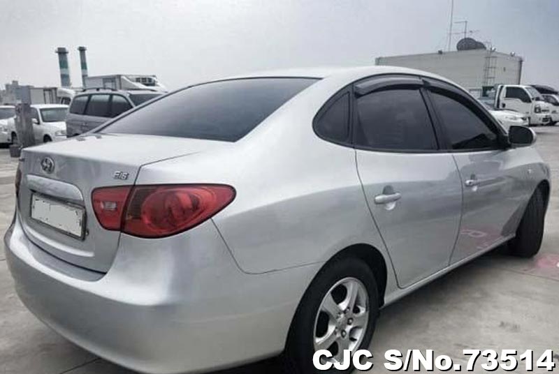 Hyundai avante 2008