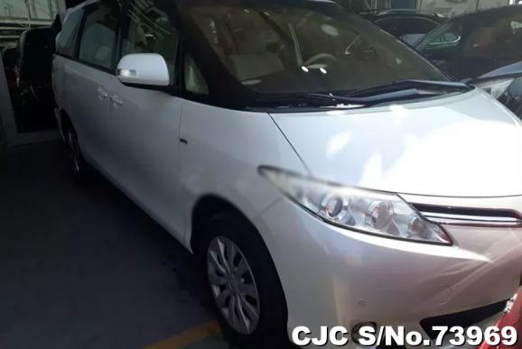 2015 Toyota / Previa Stock No. 73969