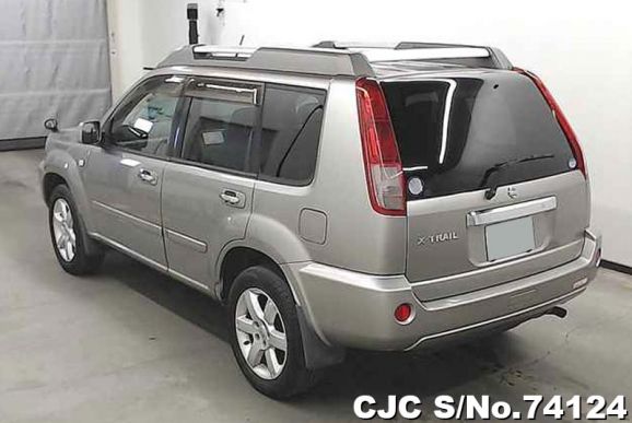 2006 Nissan X-Trail Silver for sale | Stock No. 74124 | Japanese