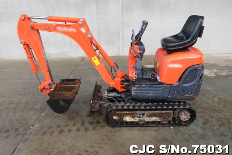 Used Kubota K0083 Mini Excavator for sale 2005 model CJC 75031