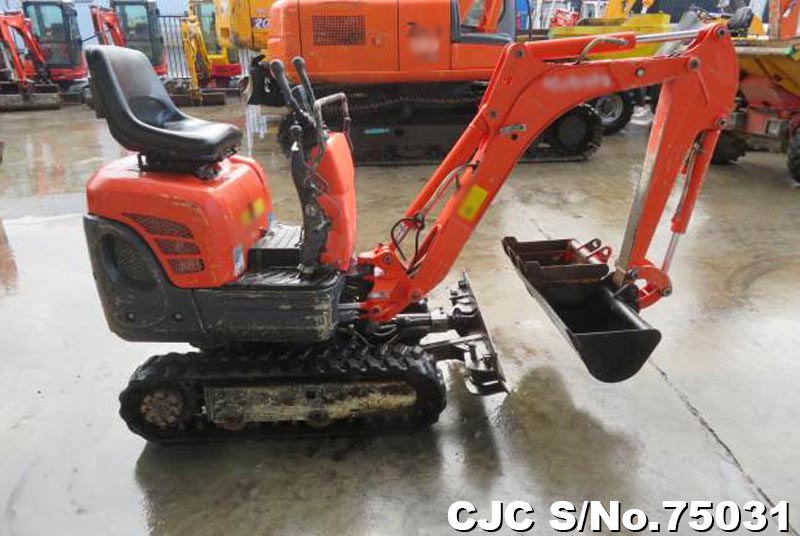 Used Kubota K0083 Mini Excavator for sale 2005 model CJC 75031