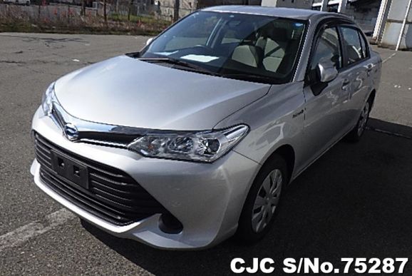 2016 Toyota Corolla Axio Silver for sale | Stock No. 75287