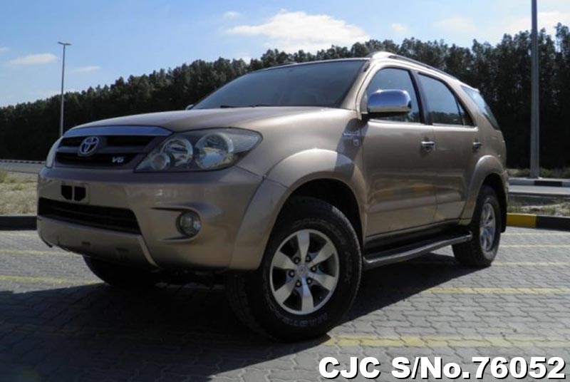 Toyota fortuner 2006 год