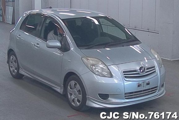 2005 Toyota / Vitz - Yaris Stock No. 76174