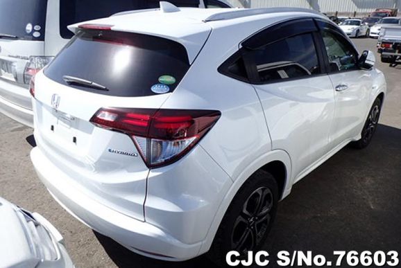16 Honda Vezel Hybrid Pearl White For Sale Stock No Japanese Used Cars Exporter