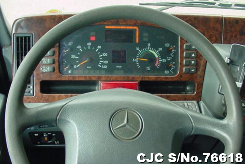 2003 Mercedes Benz / Actros Stock No. 76618