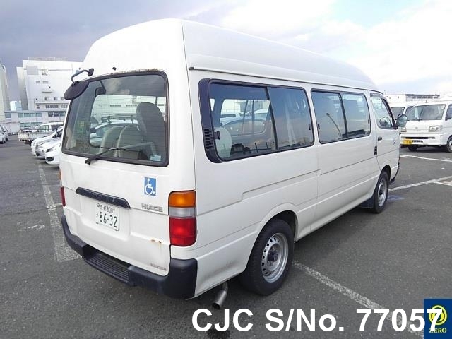 Toyota hiace 2003