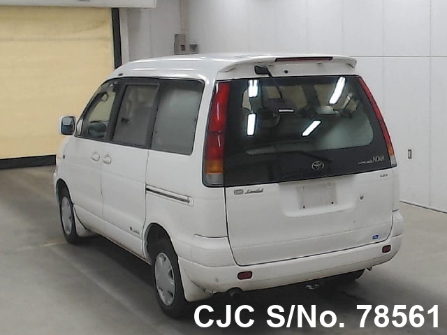 Toyota noah 1998