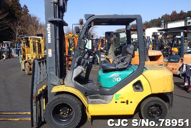 Used Komatsu FD30 Forklift for sale 2005 model CJC 78951
