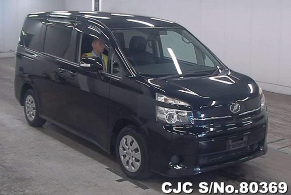 2010 Toyota / Voxy Stock No. 80369