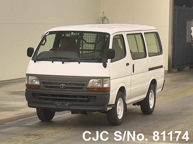 Toyota hiace 2003