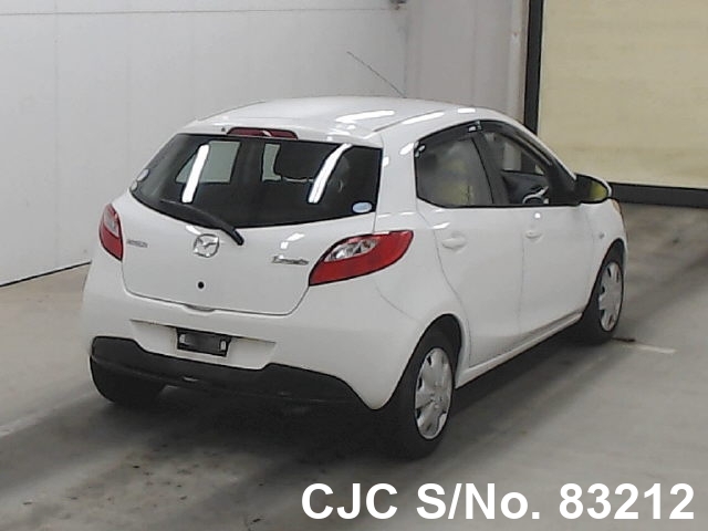 Mazda demio 2009