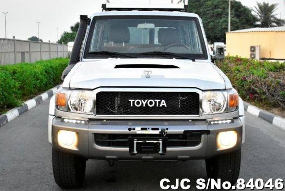 2020 Toyota / Land Cruiser Stock No. 84046