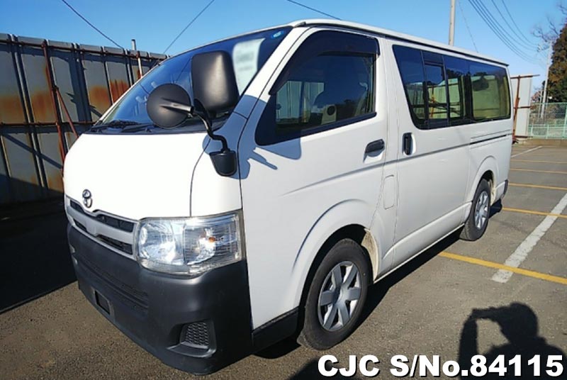 Toyota hiace 2012