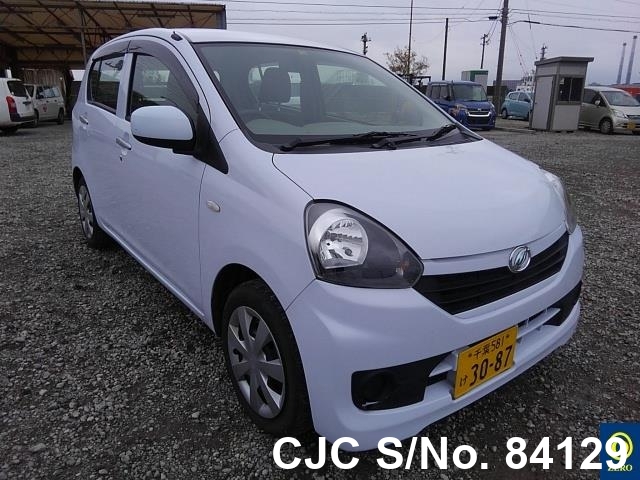 Daihatsu mira 2016