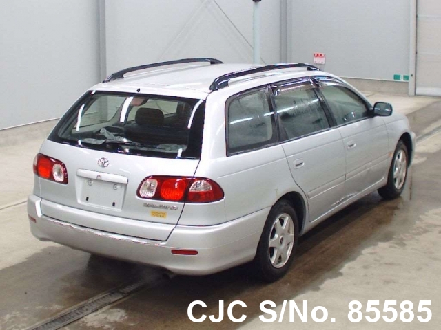 Toyota caldina 2000