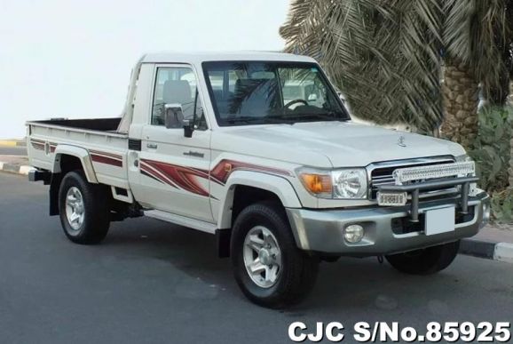 2011 Toyota / Land Cruiser Stock No. 85925