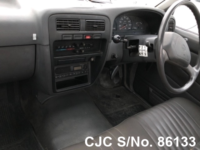 Nissan datsun 1994