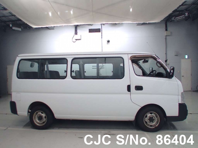 Nissan caravan 2003