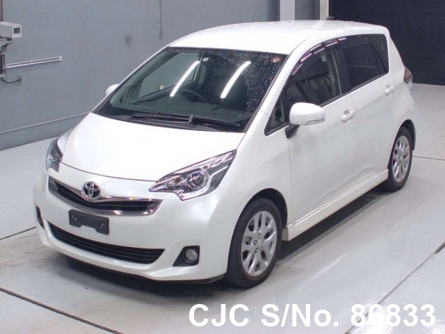 Toyota ractis 2014