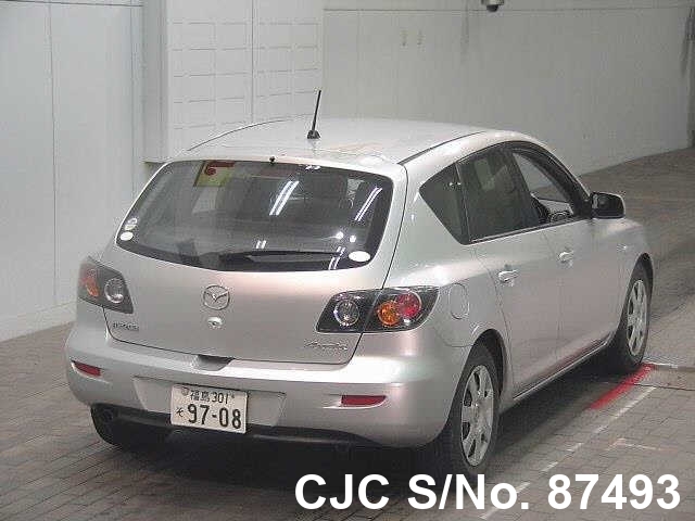 Mazda axela 2005