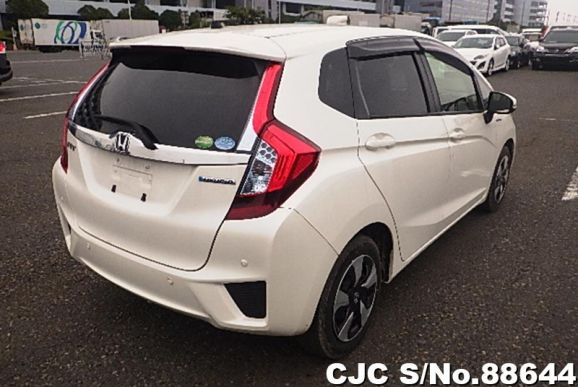 17 Honda Fit Hybrid White For Sale Stock No 644 Japanese Used Cars Exporter