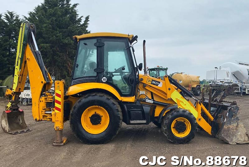 Used JCB 3CX Backhoe Loader for sale 2009 model CJC 88678