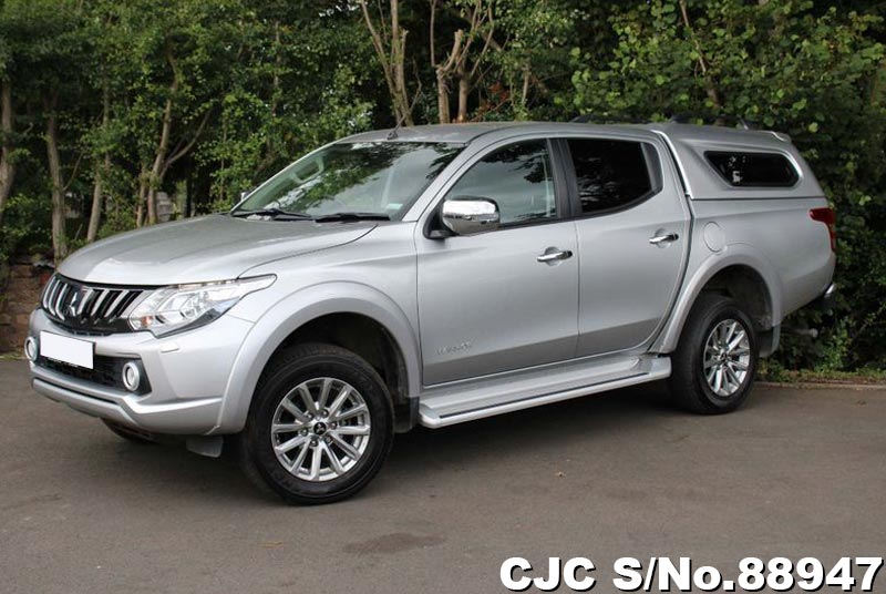 Mitsubishi l200 2017