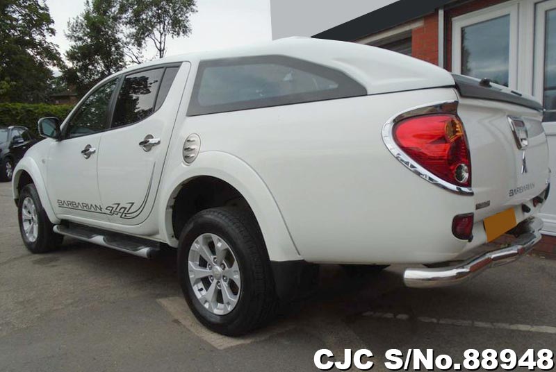 Mitsubishi l200 2011