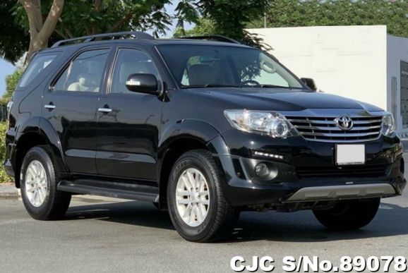 2014 Toyota / Fortuner Stock No. 89078