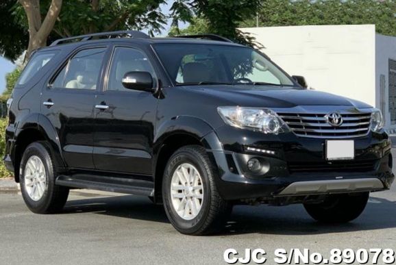 2014 Toyota / Fortuner Stock No. 89078