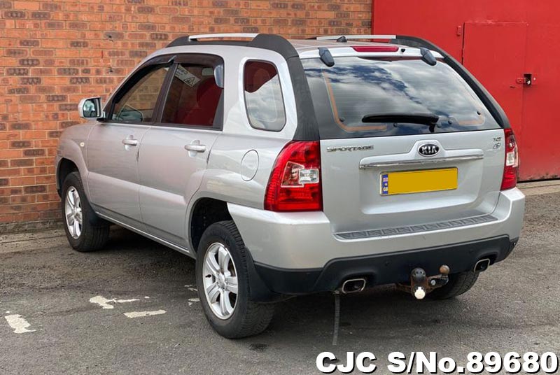 Kia sportage 2009 года