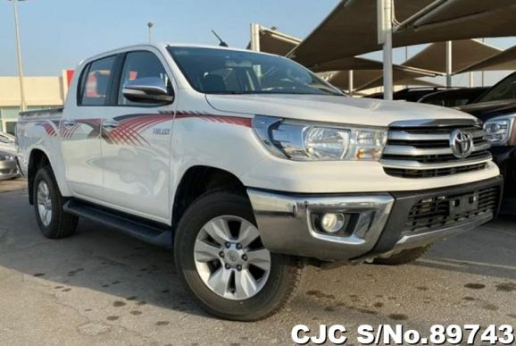 2016 Toyota / Hilux Stock No. 89743