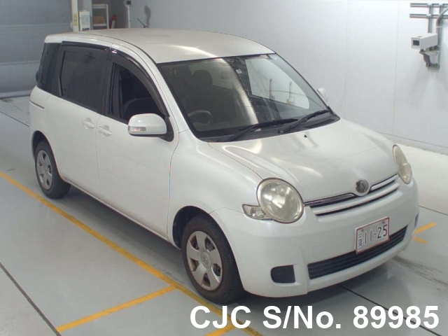 Toyota sienta 2007