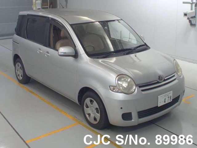 Toyota sienta 2007