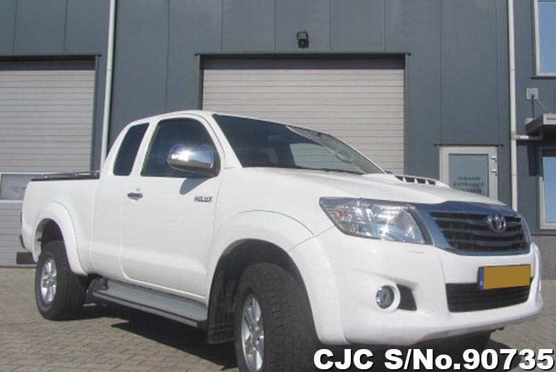 2014 Left Hand Toyota White for sale | Stock 90735 | Left Hand Used Cars Exporter
