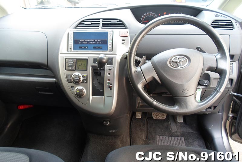 2007 Toyota Ractis Gray for sale | Stock No. 91601 | Japanese Used Cars ...