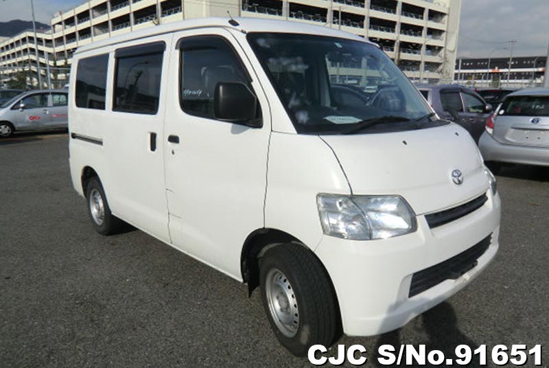 2015 Toyota Townace Van White for sale 