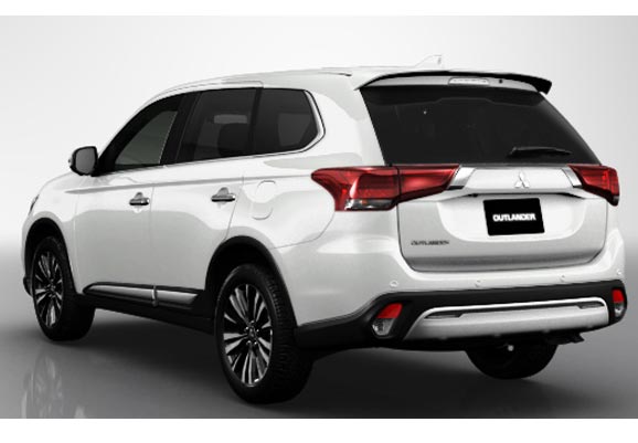 Mitsubishi Outlander in Black Mica for Sale Image 1